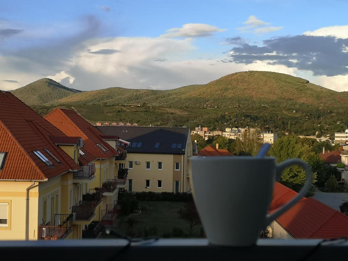 Orsika Hilltop Apartman Eger Zewnętrze zdjęcie
